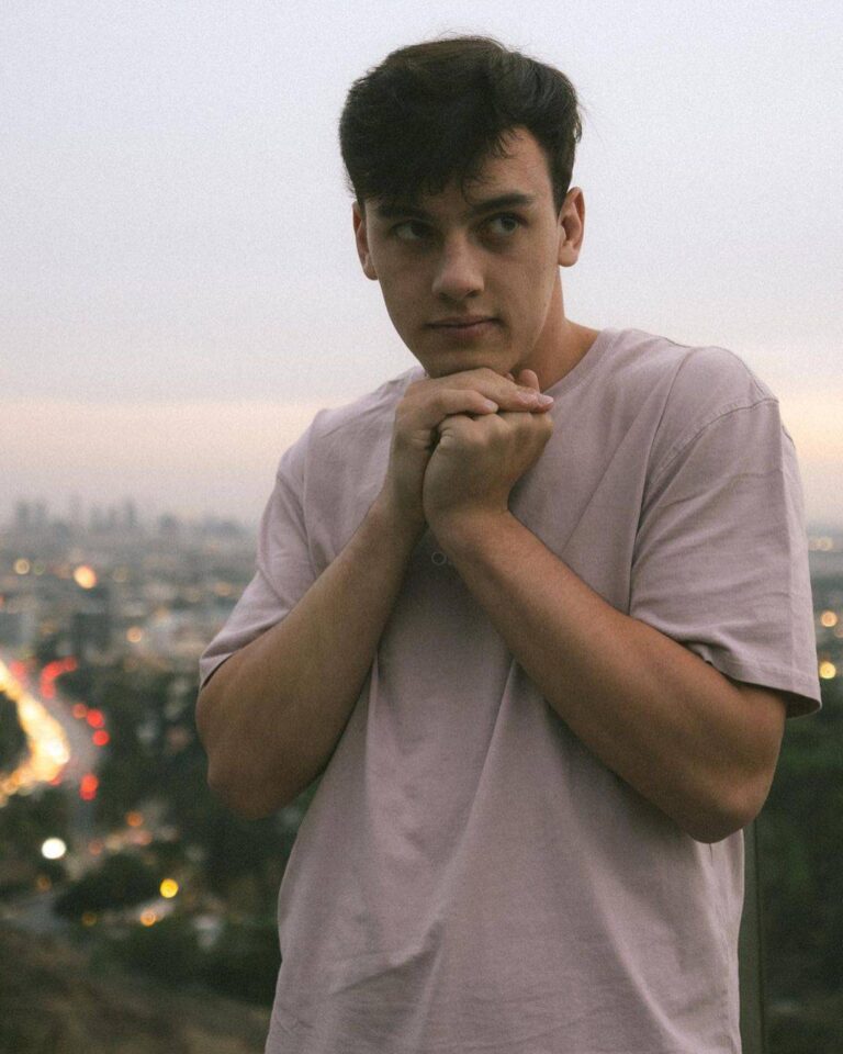 Cam Casey Net Worth 2022 Age, Height, Biography The Famous Things